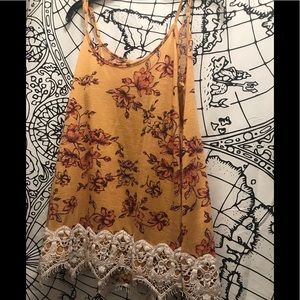 Cute tank top with patterns